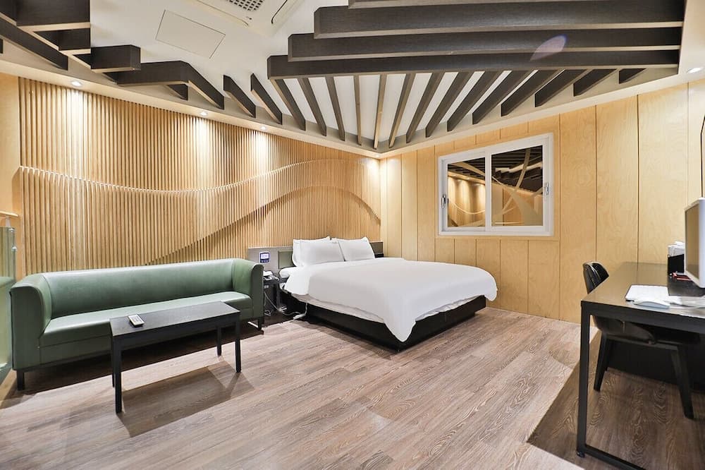 hotel room