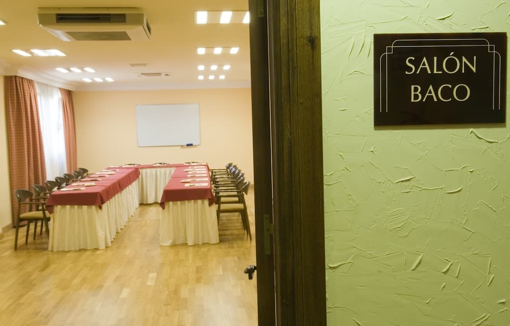 meeting & event spaces