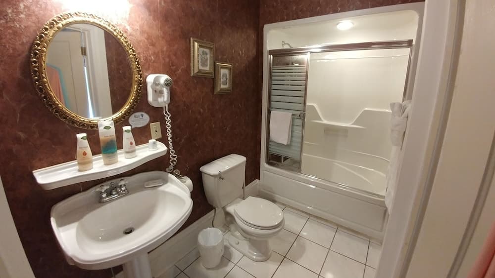 Inn on Frederick photo 2