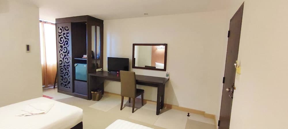 Laemchabang City Hotel photo 4