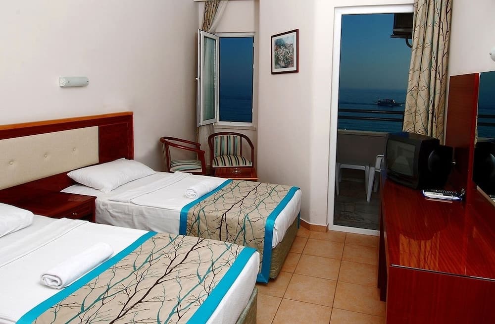 Hatipoglu Beach Hotel photo 9