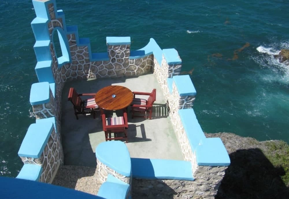 Blue Cave Castles photo 2