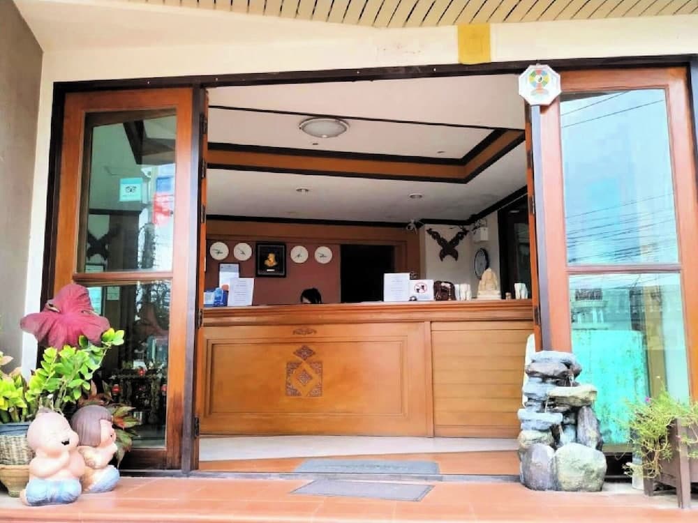 Narawan Hotel photo 8
