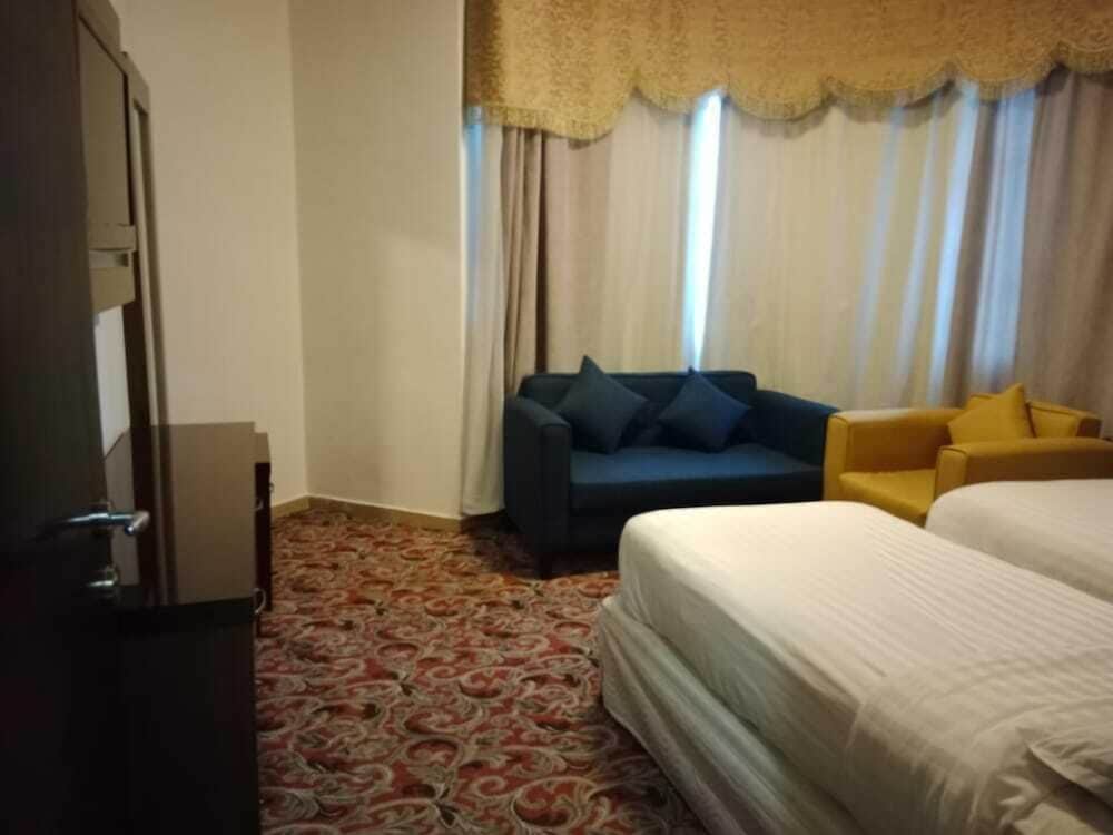 Sky View Hotel Madinah photo 9
