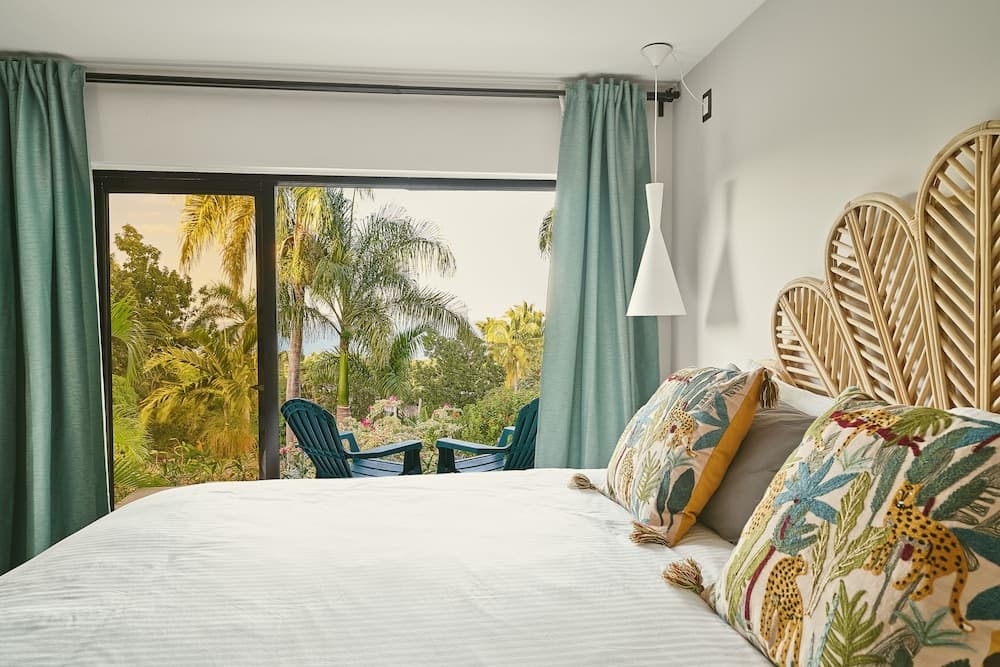 Catalina Tropical Lodge photo 7