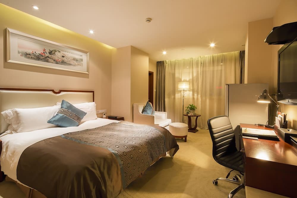 Landison Plaza International Hotel Zhenjiang photo 2