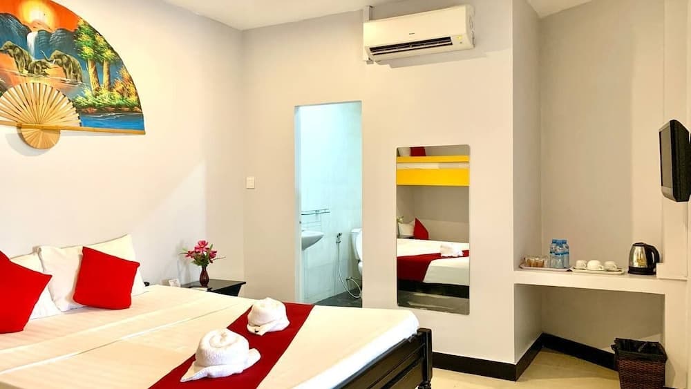 Chak Tomouk Mongkul Hotel photo 2