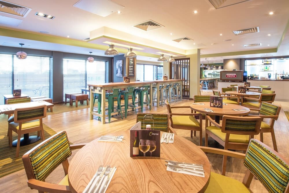 Premier Inn Northampton Town Centre photo 4