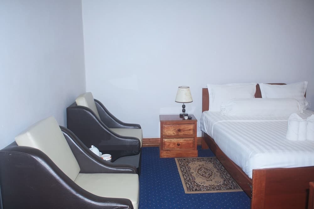 7 Makara Hotel photo 3