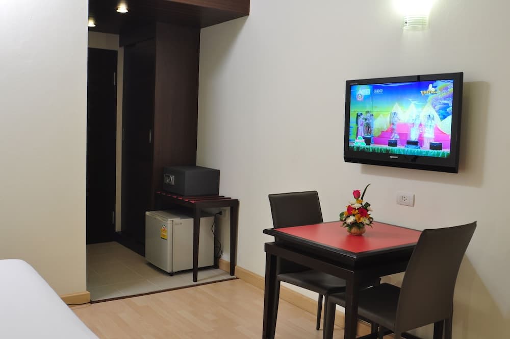 The Color Hotel Hat Yai photo 4
