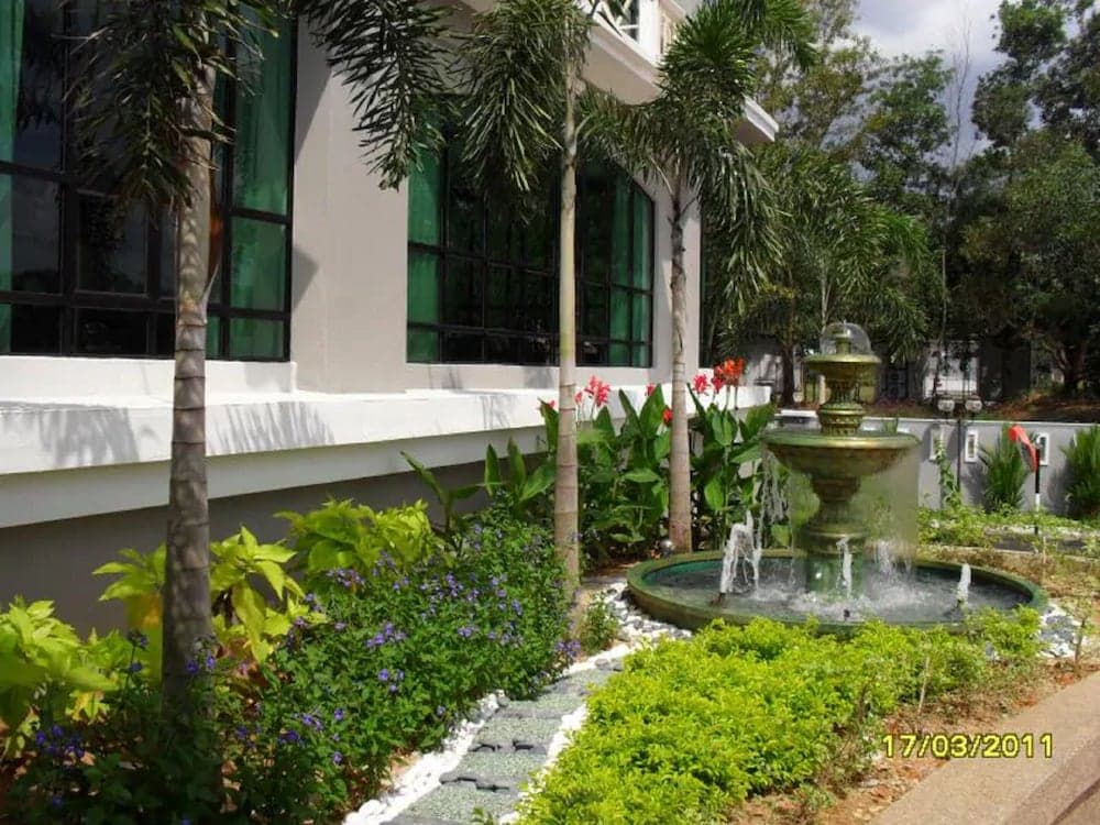 Sutera Hotel photo 2