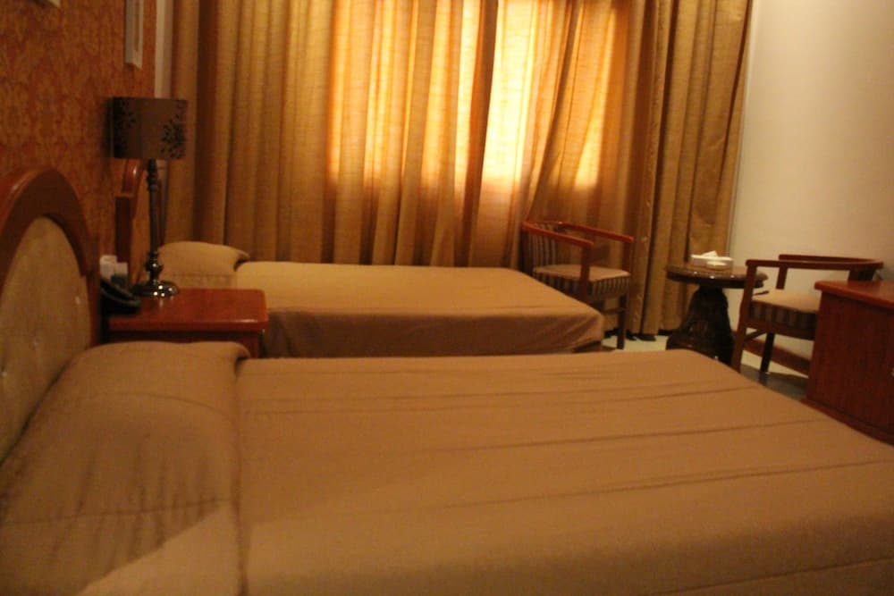 Riviera Hotel photo 8