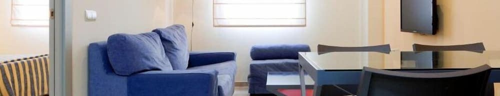 Apartamentos Vértice Sevilla Aljarafe photo 4