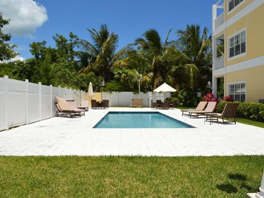 Luxury Condo at Venito photo 3
