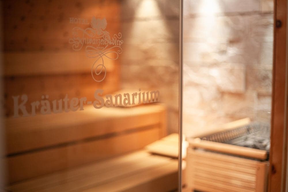 Hotel Schwarzer Adler photo 9