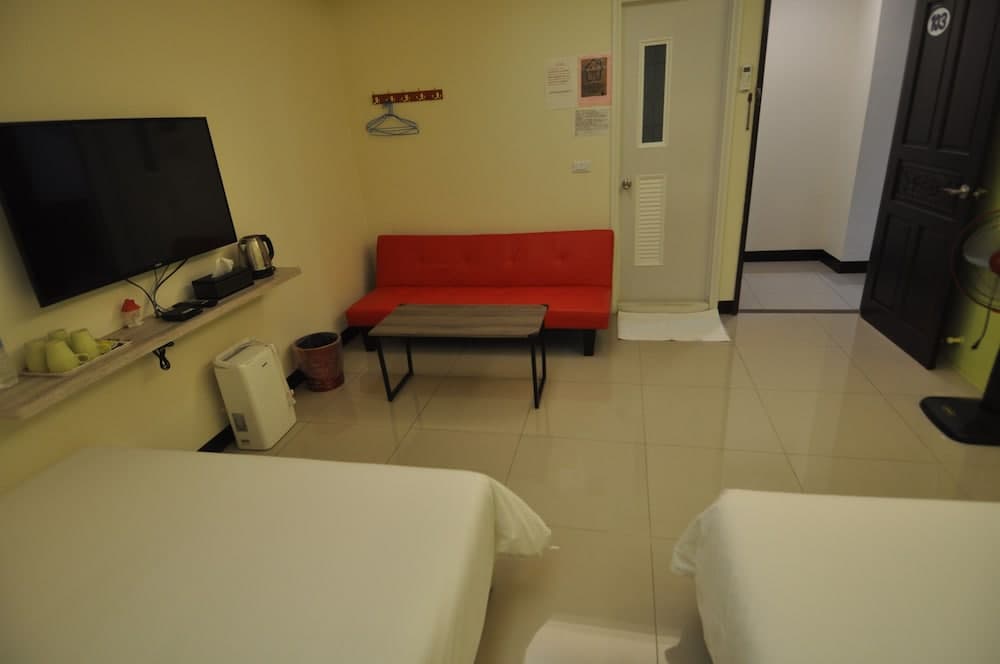 Han Yay Bay Hotel photo 5