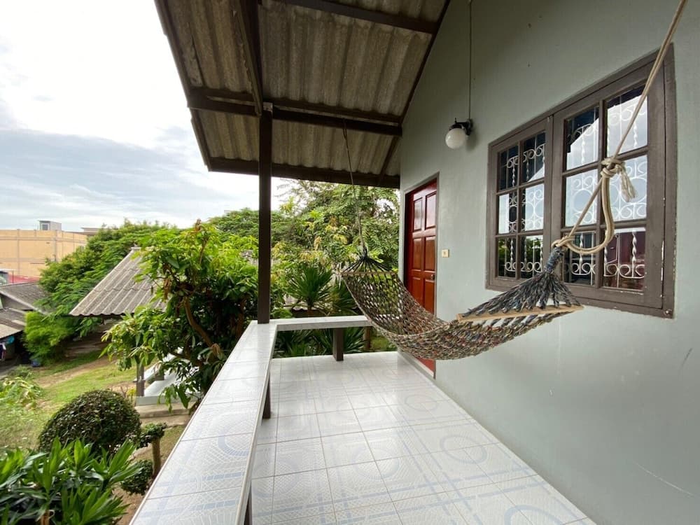 Phupha Bungalow photo 8