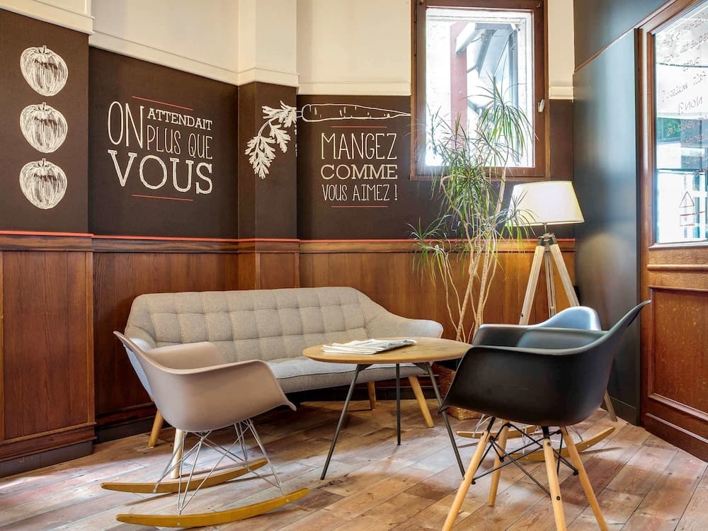 lounge