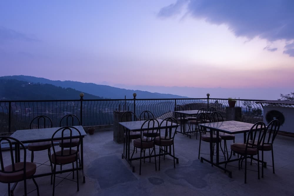 Hotel Marigold photo 3