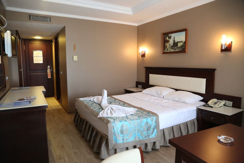 Blue World Hotel photo 6