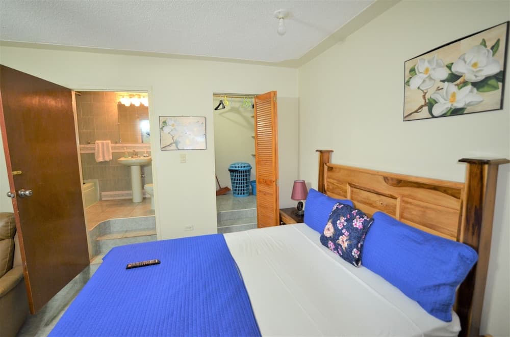 Cozy Locale Inn photo 6