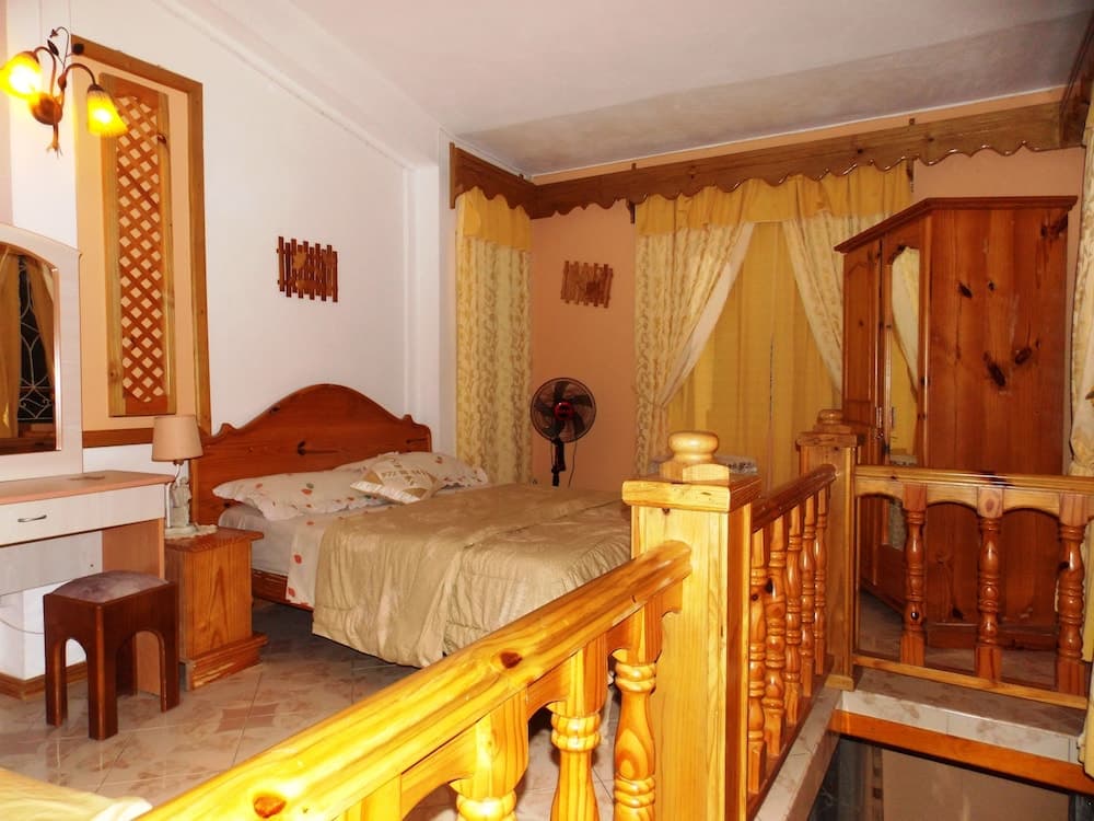 Le Manoir Guest House photo 6