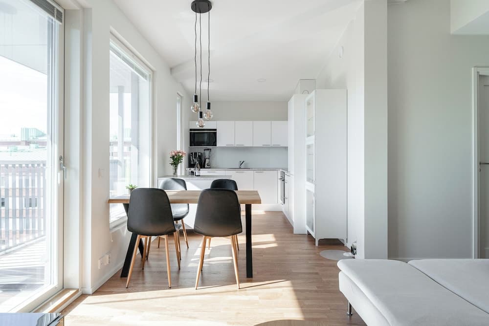 Luxurious 1BR Penthouse with Balcony photo 6