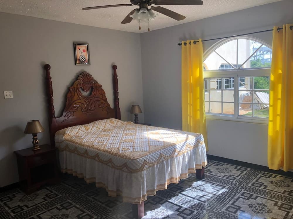 Retreat Comfortable Apartments photo 8