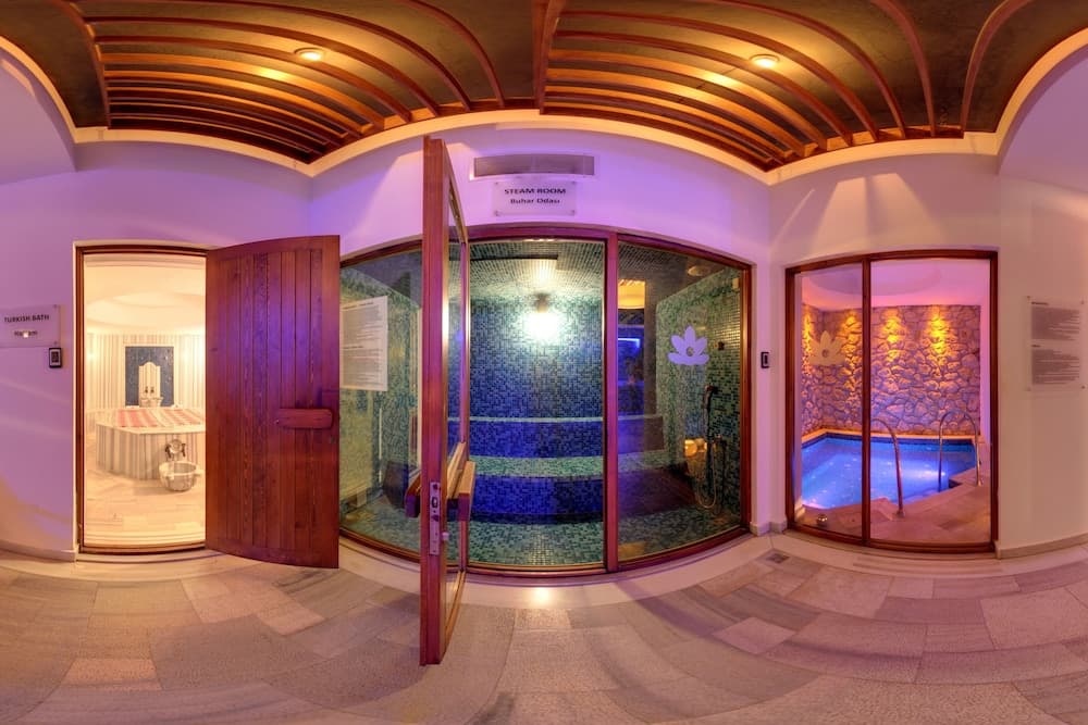 Montana Pine Resort - All Inclusive photo 2