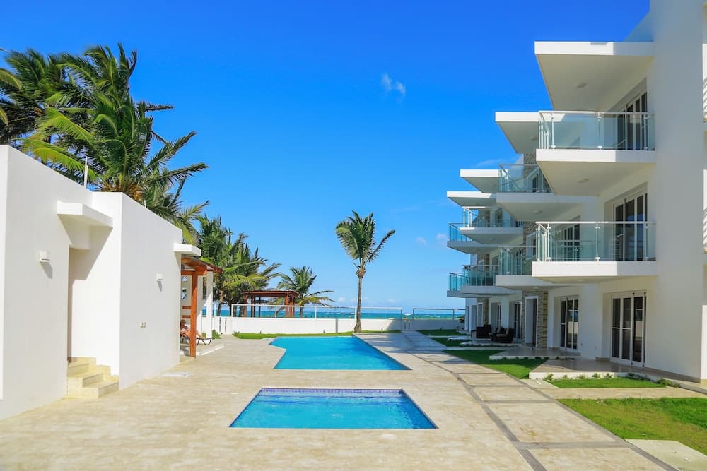 Brand new oceanfront condo  in Cabarete photo 3