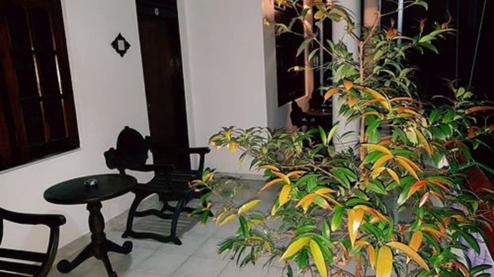 Hotel Happy Night & Restaurant photo 6