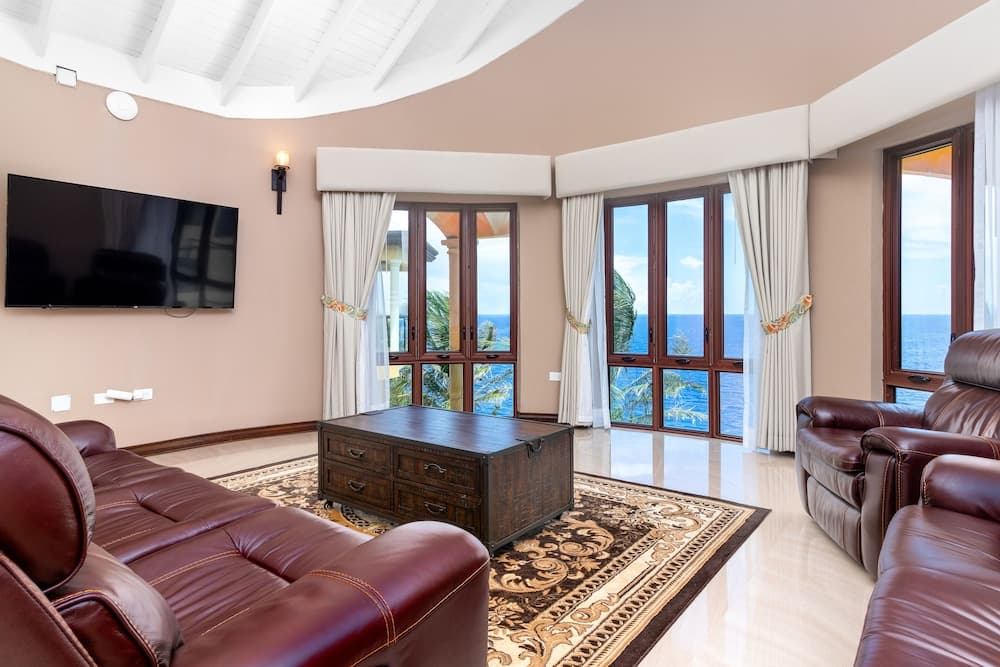 Breathaking Luxury Cliffside Villa photo 5