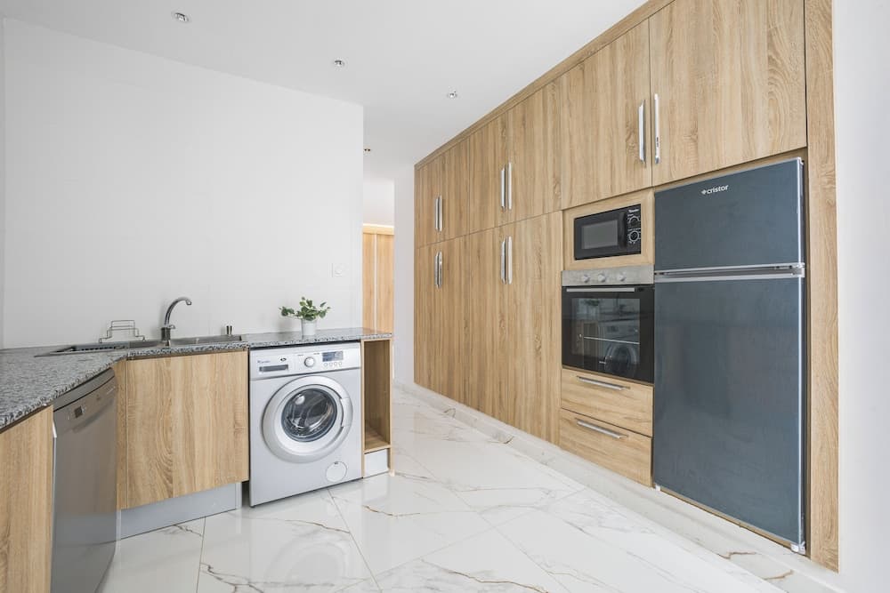 Appartement de 3 pieces a Birkhadem photo 9