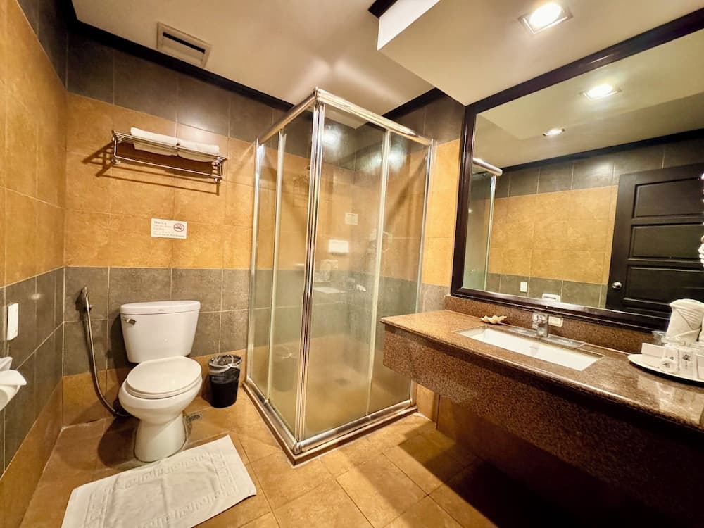 MO2 Westown Hotel Bacolod - Downtown photo 3