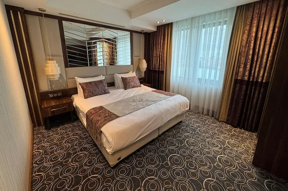 Golden Rose Hotel & Spa photo 2