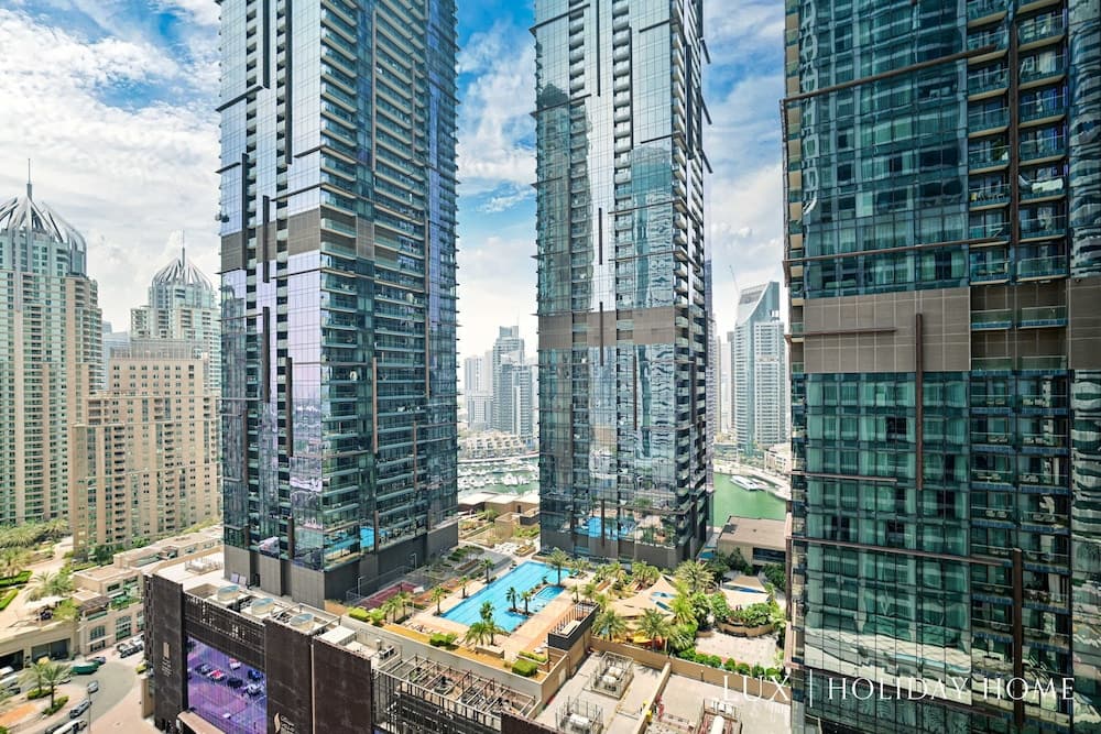 LUX The Dubai Marina View Suite photo 8
