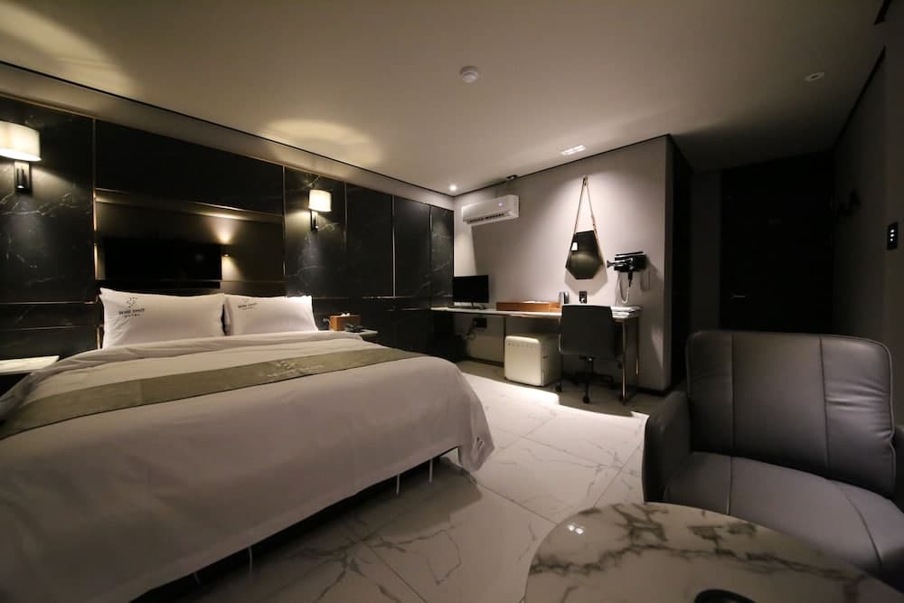 Ninespot Hotel photo 7