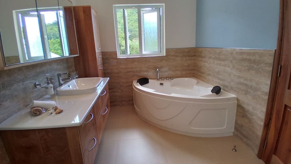 La Trouvaille Holiday Chalets photo 9