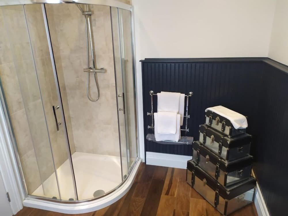 TF Royal Hotel photo 4