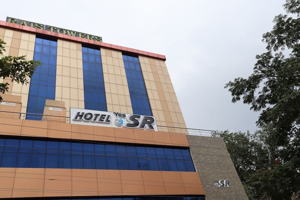 Hotel SR Palani