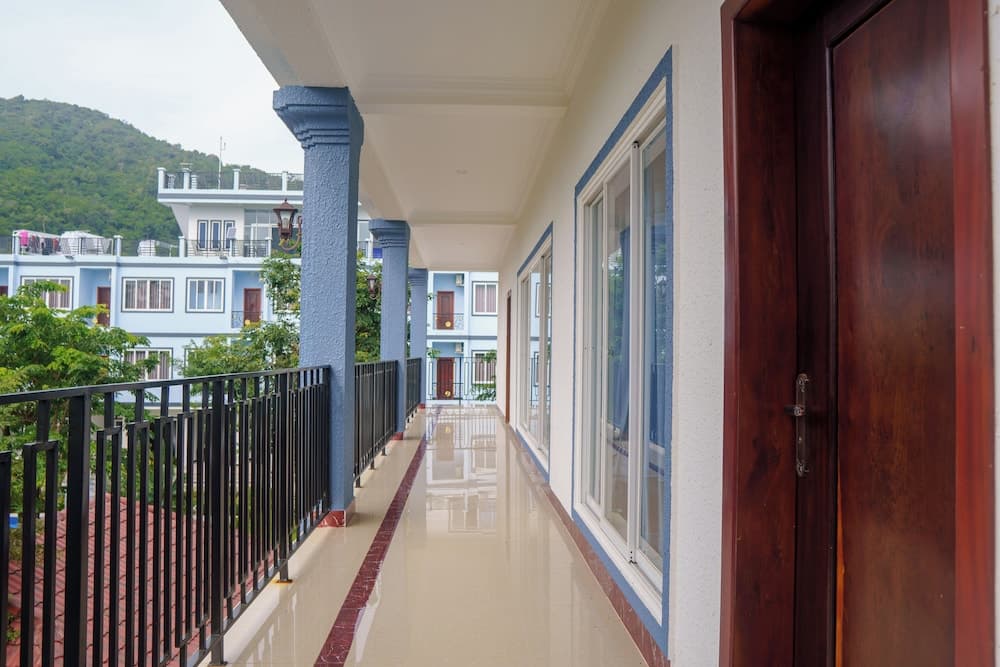 New Dragon Inn Guest House photo 8