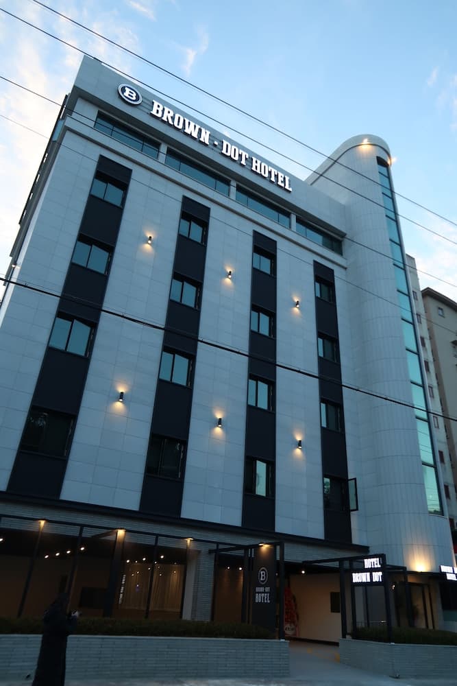 Brown dot Hotel Palyong photo 4