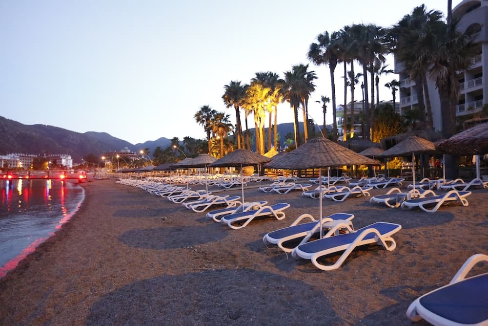 Quadas Hotel - Adults Only photo 4