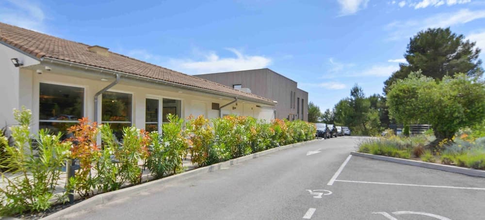 Appart'hôtel Kyriad Résidence Cabriès - Plan de Campagne photo 6