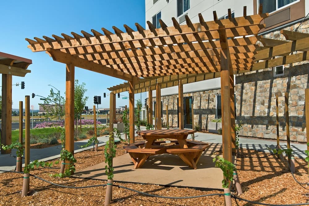 Oxford Suites Sonoma County photo 6