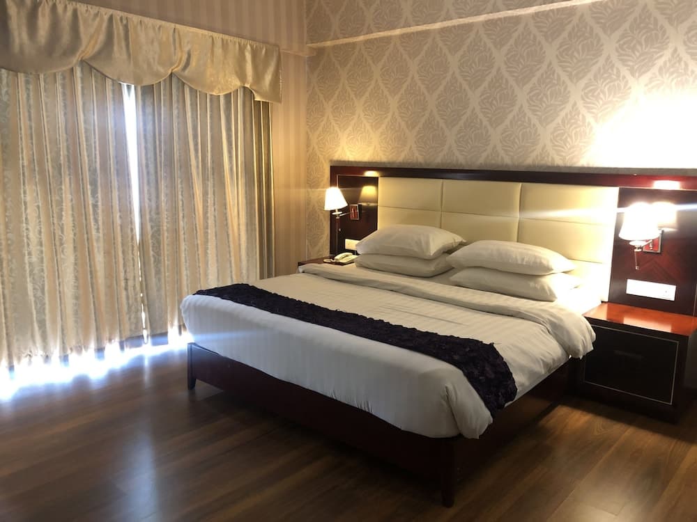 Pariss Hotel Johor Bahru photo 5