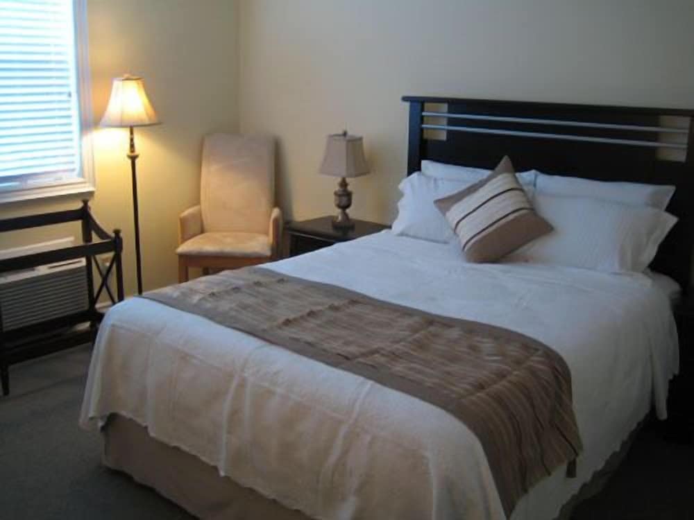 Orchid Inn and Ginger Restaurant photo 2