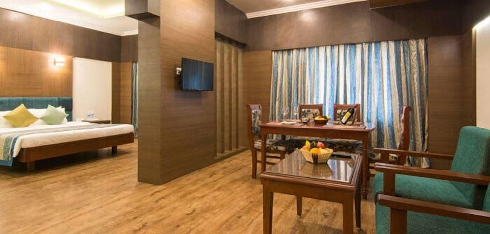 Shenbaga Hotel and Convention Centre photo 4