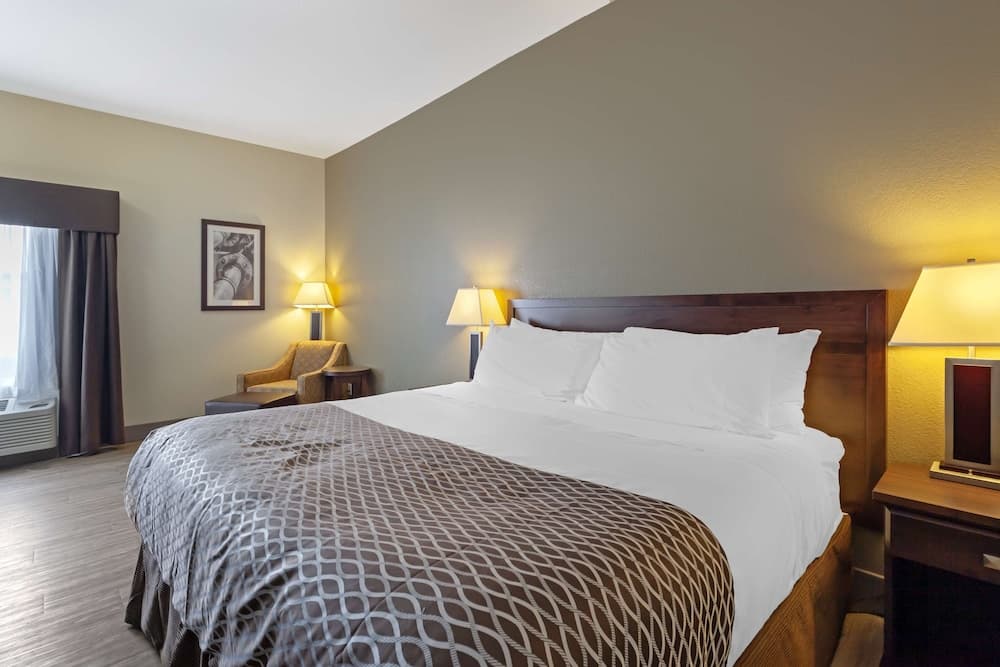 Best Western High Road Inn photo 2