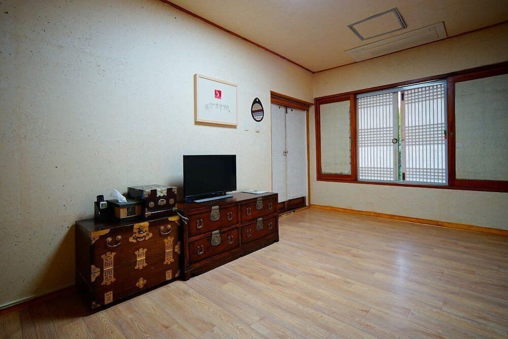 Hanok Hotel Dong Nak Won photo 8